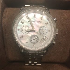 Michael Kors pearl face watch
